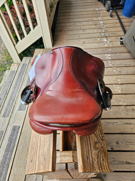 16.5" Stubben Edelweiss C.S. Junior Close Contact Jump Saddle