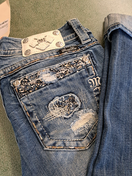 Size 30 Miss Me Capris