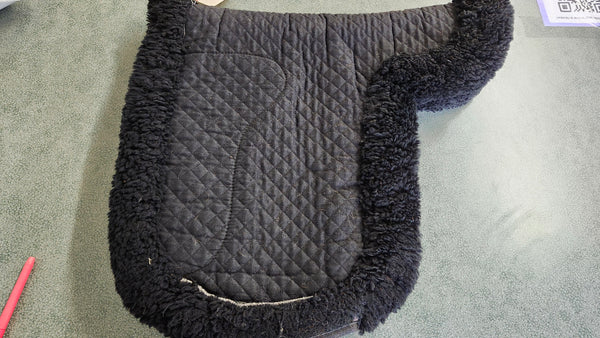 Dover Fleece Lined Contour Dressage Pad