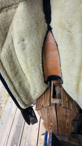 ON TRIAL 16" Synthetic Western Saddle