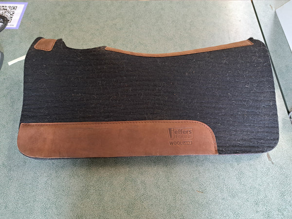 30" Jeffers Equine Pad