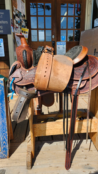 15" Western Saddle w/ Acorn Leaf tooling and Basketweave