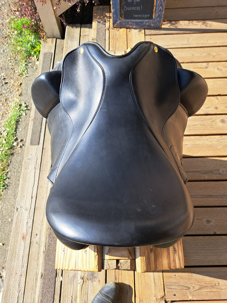 16.5" DK Saddlery