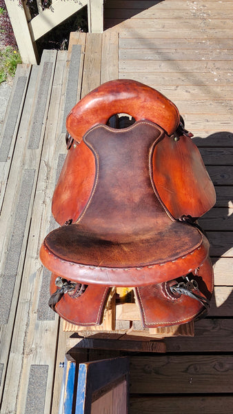 16" Oak Brand Leather Endurance Saddle