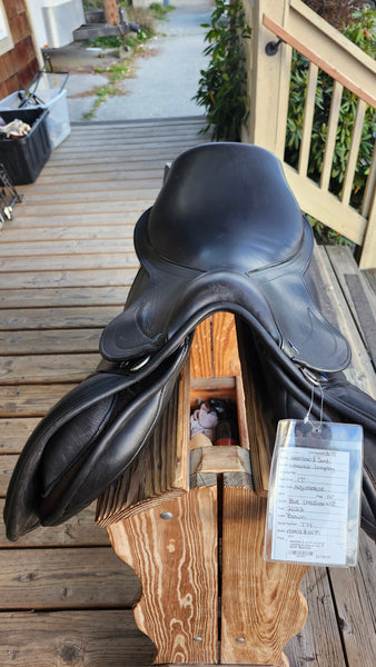 17" Hastilow & Sons Warwick Jumping Saddle
