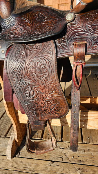 15" Vintage Simco Western Trail Saddle