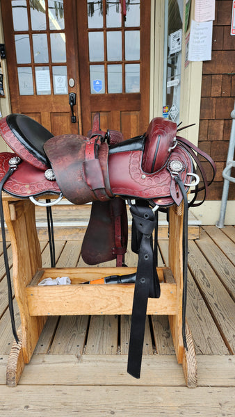 17" Dixieland Gaited Endurance Saddle