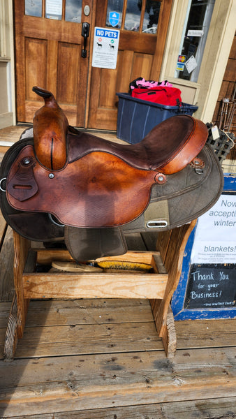 16" Fabtron Arabian Saddle