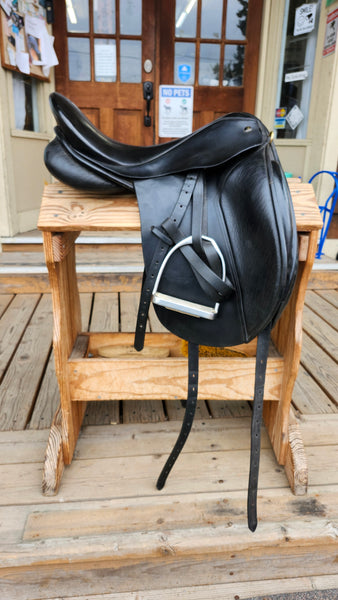 17.5" JRD Enduro Dressage Saddle