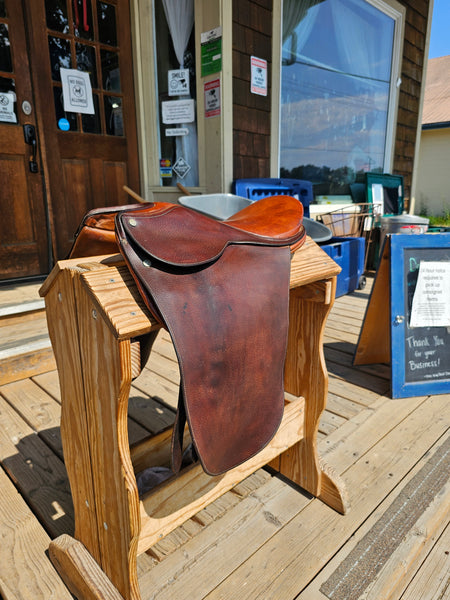 19" Barnsby Lane-Fox Saddleseat Cutback Saddle