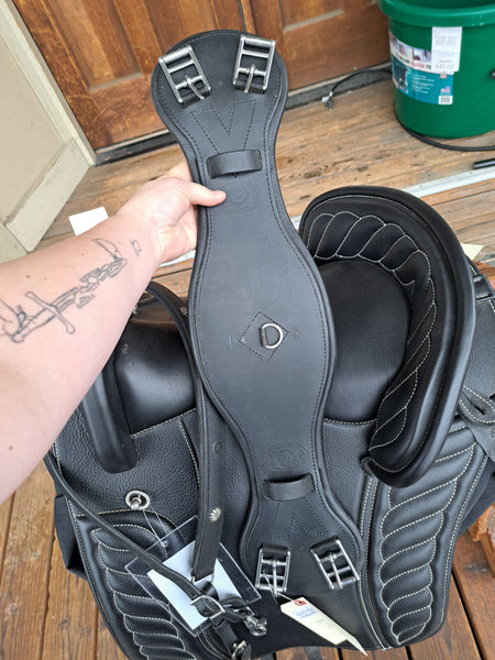 DP Saddlery Startrekk Espaniola Deluxe Baroque Saddle - Size 2