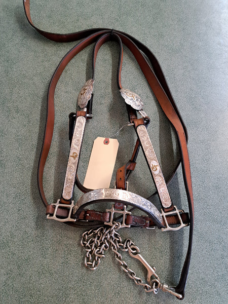 Broken Horn Show Halter-Average Horse