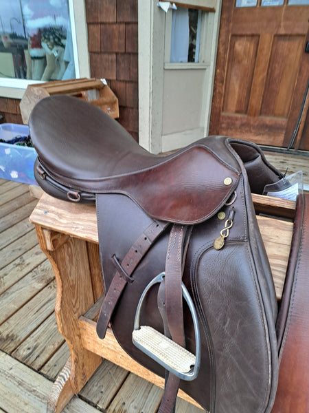 17.5" Collegiate All Pupose English Saddle