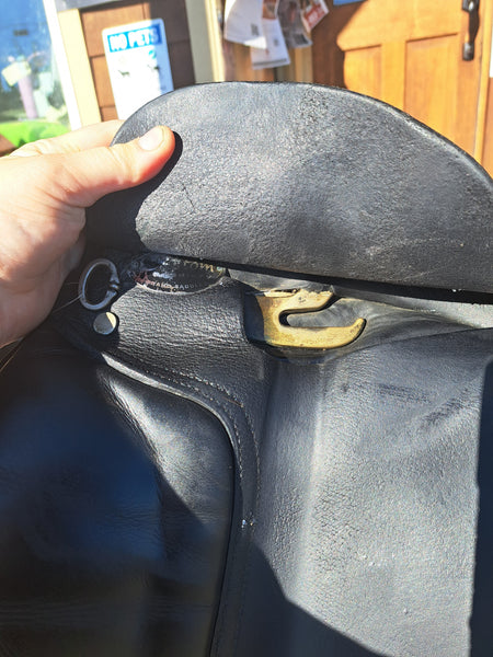 17.5" Custom Saddlery Steffen Peters Advantage dressage saddle