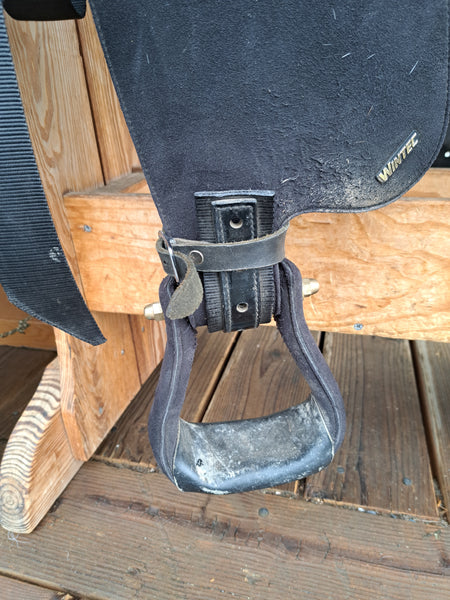 17" Wintec Western Trail Saddle