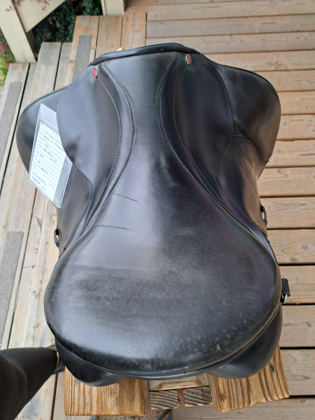 15.5" Courbette Lemetex Bernina Junior Dressage Saddle