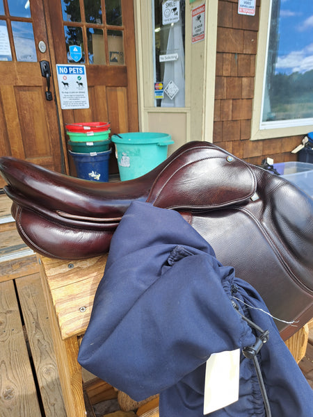 17" Stubben Get-Connected Deluxe Jumping Saddle