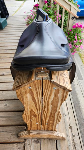 21" Blue Ribbon Cutback Saddleseat Saddle