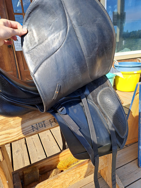 17" Bates Isabell Werth Dressage Saddle
