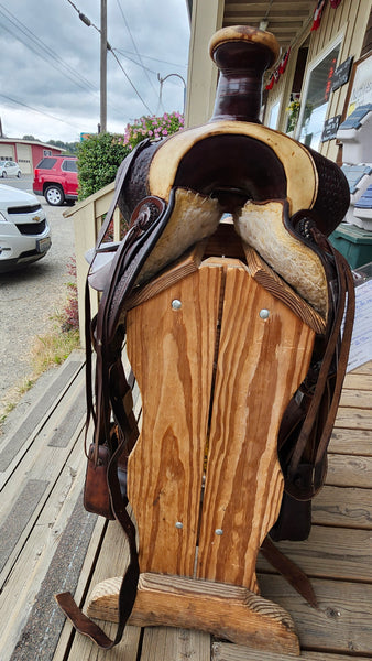 15.5" Hereford Tex Tan Roping Saddle