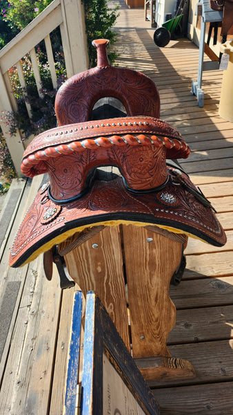 15" Circle J Treeless Barrel Saddle