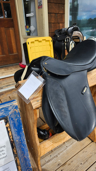 16.5" Wintec All Purpose English Saddle