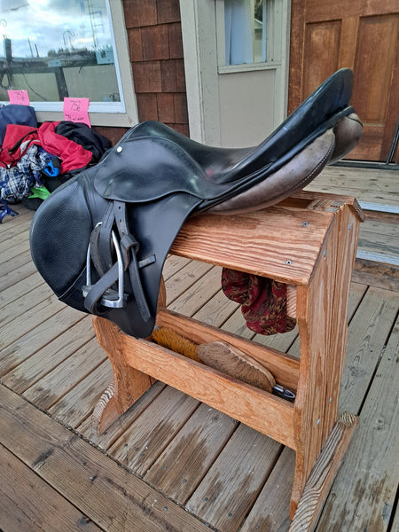 18" Berney Bros Close Contact Saddle