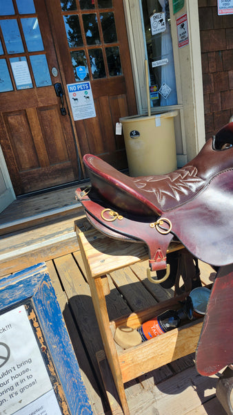 16.5" Tucker Endurance Trail Saddle