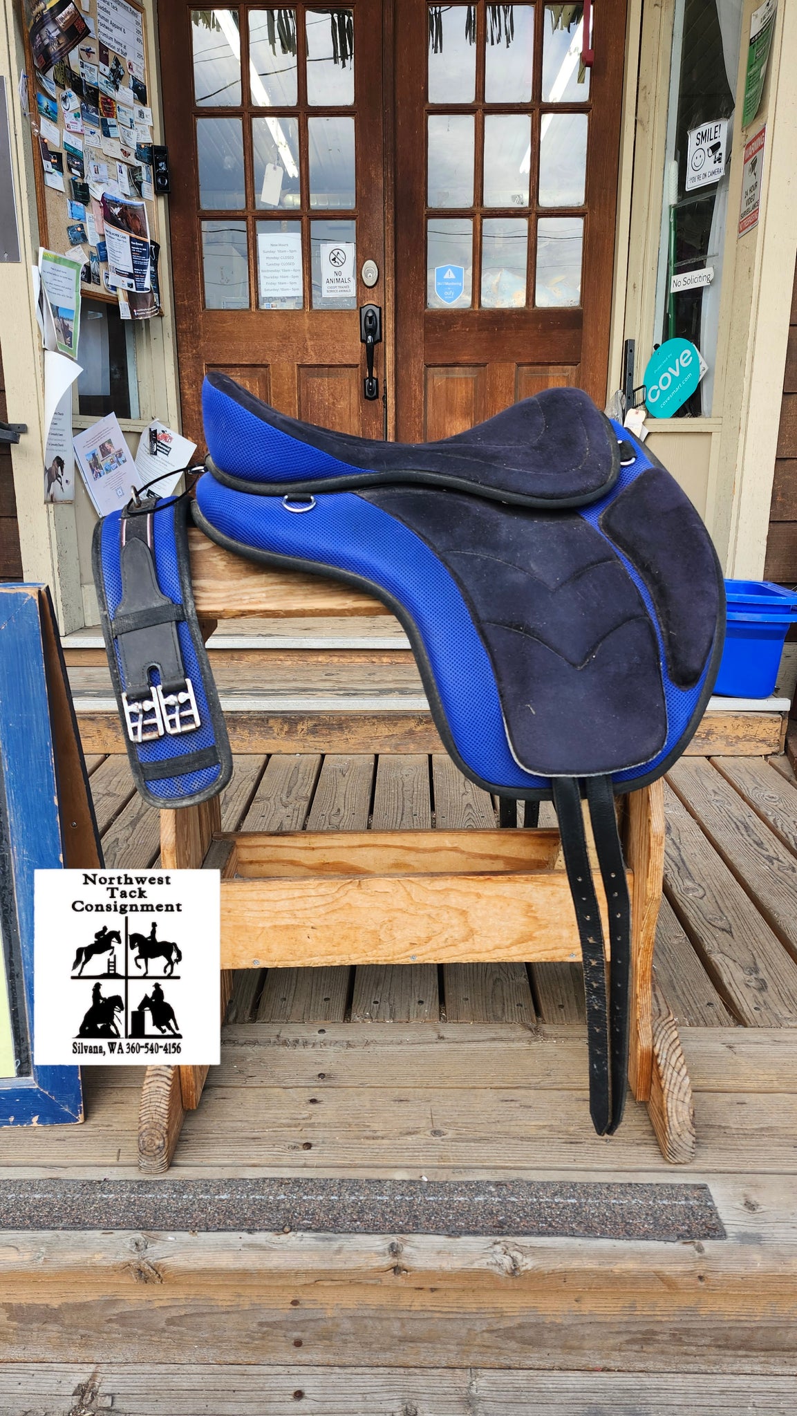 17" Tough 1 Treeless Endurance Saddle (#1)