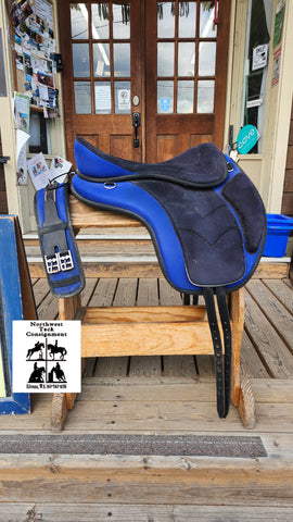 17" Tough 1 Treeless Endurance Saddle (#1)