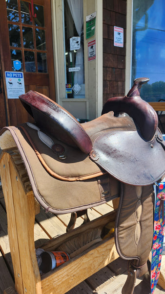 15" Amtech Western Trail Saddle