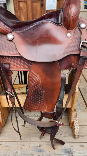 16" Crates Mustang Trail Saddle