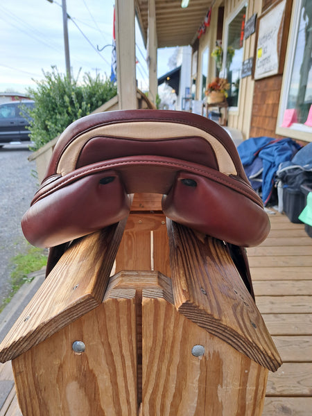 18" Prestige Meredith Close Contact Saddle
