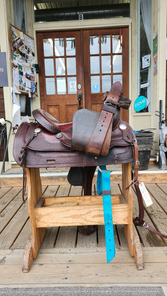 ON TRIAL 16" Crates Western Trail Saddle Package