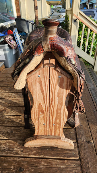 15.5" Billy Cook Vintage Roping Saddle