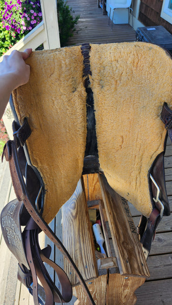 14.5" Double J Pozzi Wide Barrel Saddle