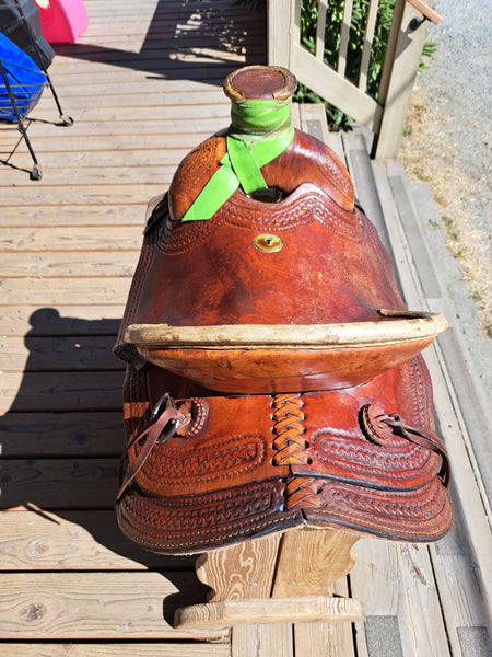 15.5" Circle T Wade Ranch Western saddle
