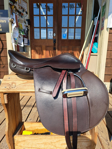17.5" Derby Original All Purpose English Saddle