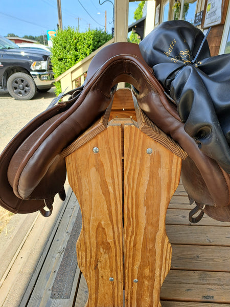 16" Lovatt & Ricketts All Purpose Saddle