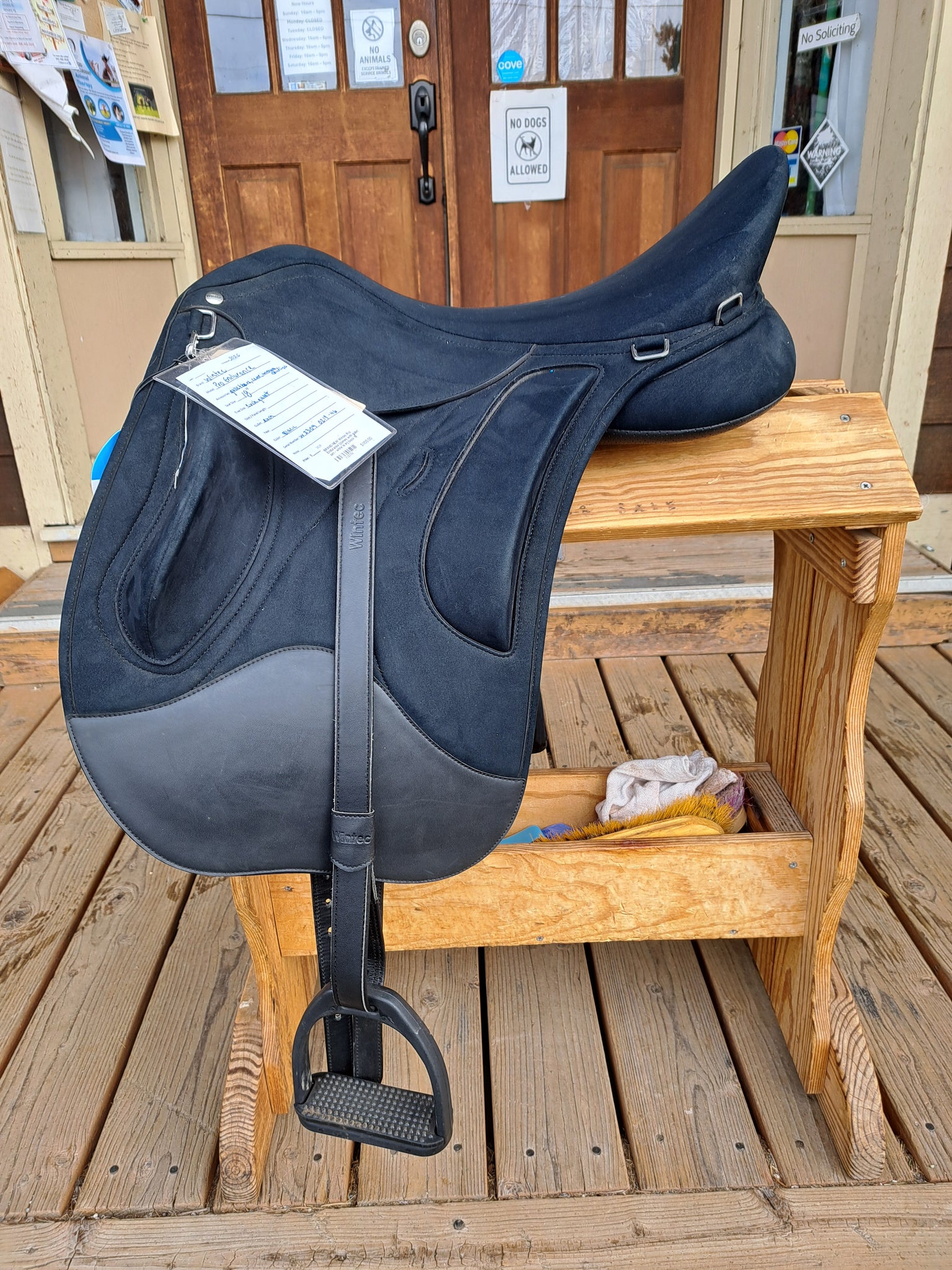 18" NEW  Wintec Pro Endurance Saddle Package