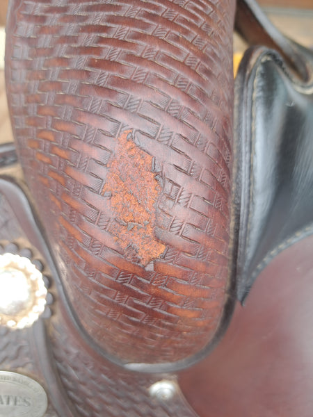 15.5" Crates Classic Reiner Saddle