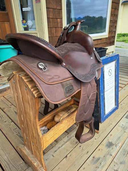 16" King Series Synthetic Western Saddle