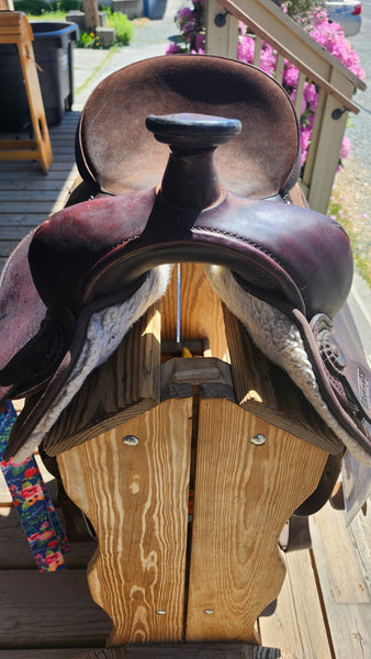 15" Amtech Western Trail Saddle