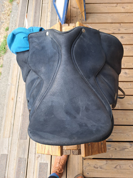16.5" Wintec Isabell Werth Dressage Saddle