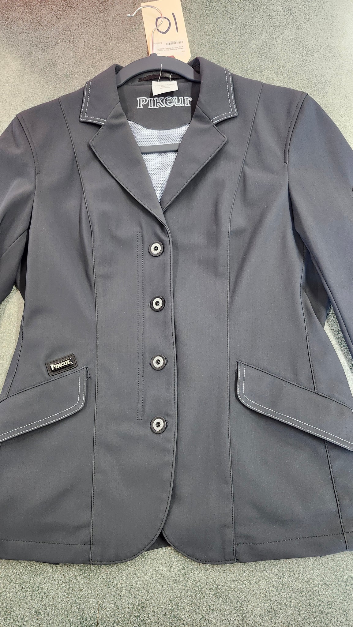 Size 10 Pikeur Sarissa Show Coat
