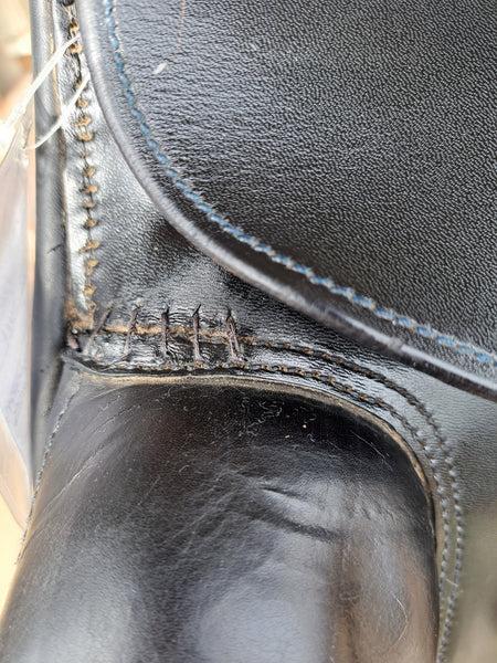 17.5" Kieffer Wall-Street Dressage Saddle
