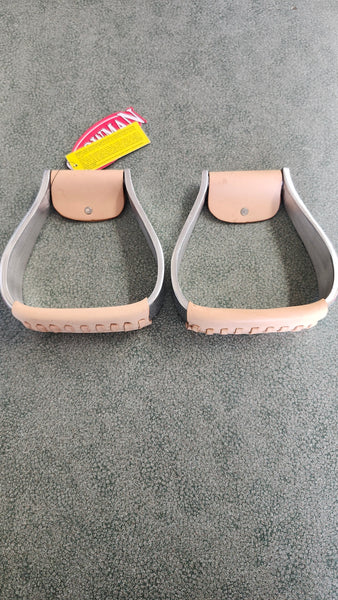 New Showman Stirrups