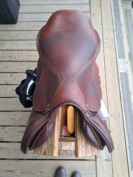 17.5 Custom Saddlery Monte Carlo Jump Saddle