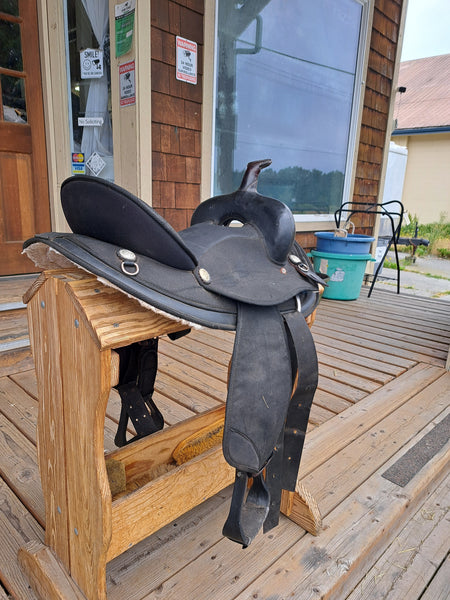 ON TRIAL 15" Action Synthetic Western Saddle