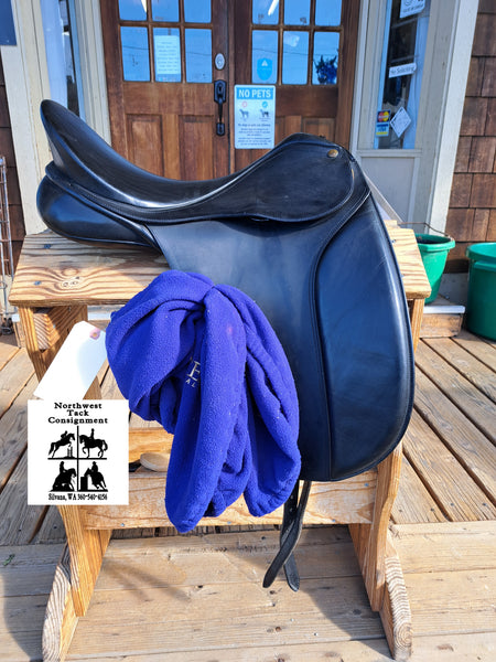 17.5" Bates Caprilli Dressage Saddle